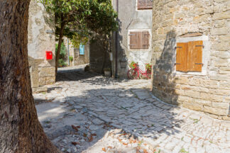 Groznjan street in old town
