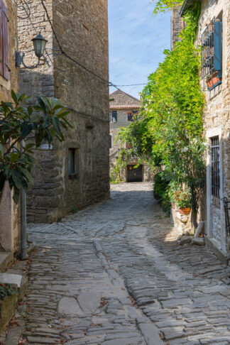 Groznjan street in old town