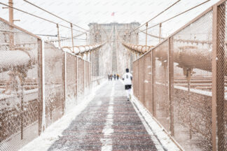 Brooklyn Bridge snowfall in New York