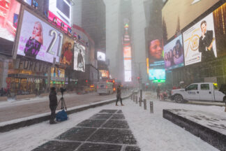 Time Square snow storm in New York